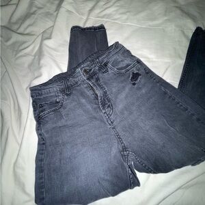 Size 6 Wild Fable Distressed Jeans
